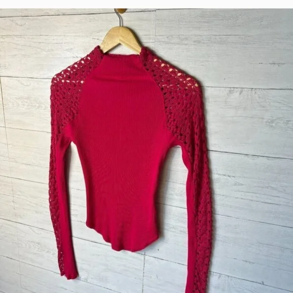 Free People Clemente Thermal Lace Sleeve Top - Picture 5 of 8